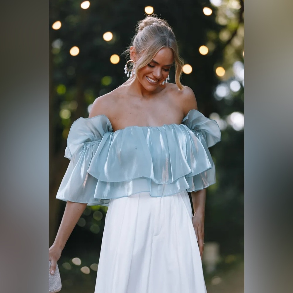 NWT Petal & Pup Hazel Off Shoulder Top